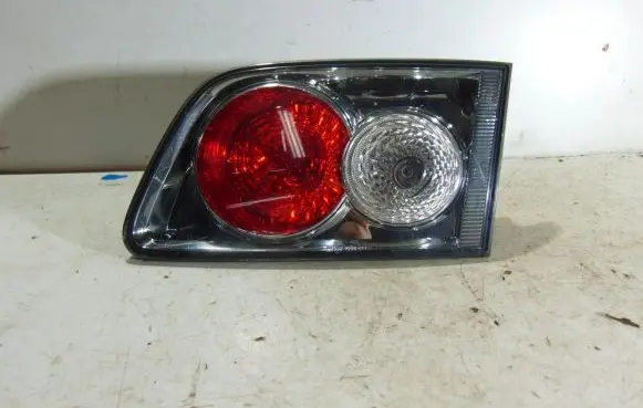 Mazda 6 Tailgate rear/tail lights