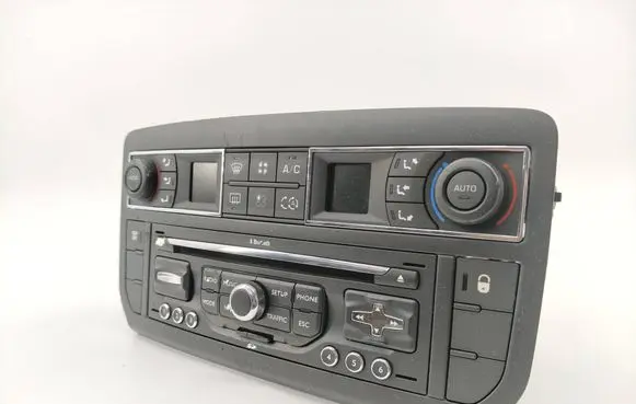 Citroen C5 Radio/CD/DVD/GPS head unit 96661984ZD