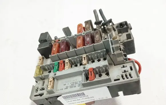 Peugeot 206 Fuse box set 9628024480