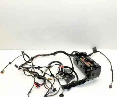 Maserati Ghibli Fuse box set 670036278