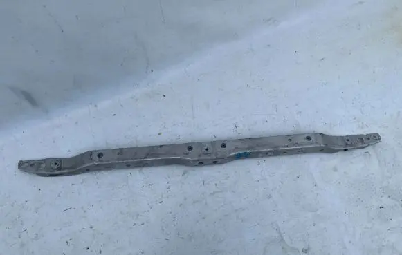 BMW 3 G20 G21 Top upper radiator support slam panel 51647422285