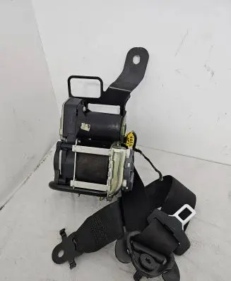 BMW X5 F15 Front seatbelt 628641500 0589P1000250 628460700D