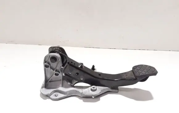 Skoda Octavia Mk2 (1Z) Brake pedal 1K2721057AN