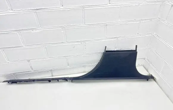 Mercedes-Benz ML W164 (B) pillar trim (bottom) A1646802035