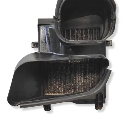 BMW X5 E70 Engine oil radiator 17117586544 7533477