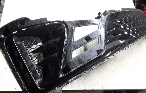 KIA Ceed Front bumper lower grill 86561J7900