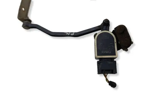 Ford Mondeo MK IV Air suspension front height level sensor 6G9N3C492AA