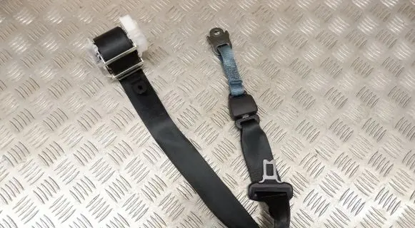 Lexus ES 300h (7th Gen) Middle seatbelt (rear) 7335033150
