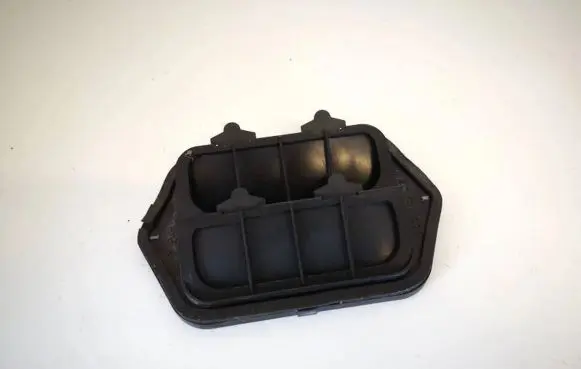 Mazda CX-7 Air intake duct part c14551921
