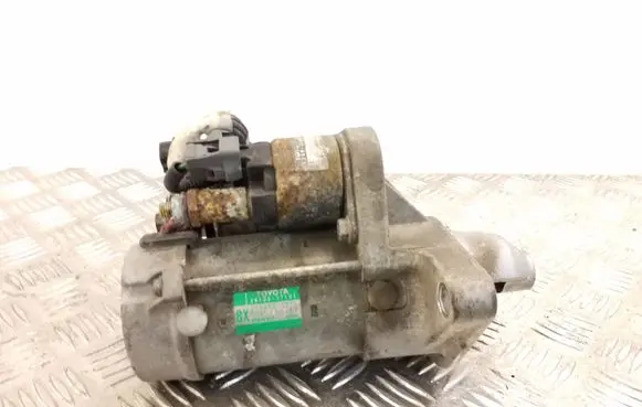 Toyota RAV 4 (XA40) Starter motor 2810037101 4380001051 824937100