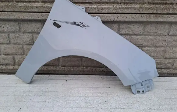 Opel Adam Fender LPOPLADAM