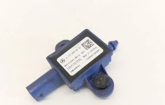Mercedes-Benz CLA C117 X117 W117 Airbag deployment crash/impact sensor A11790500