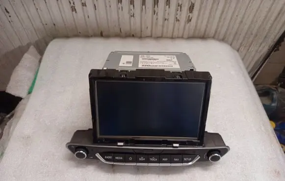 Hyundai Ioniq Radio/CD/DVD/GPS head unit 96550G2450