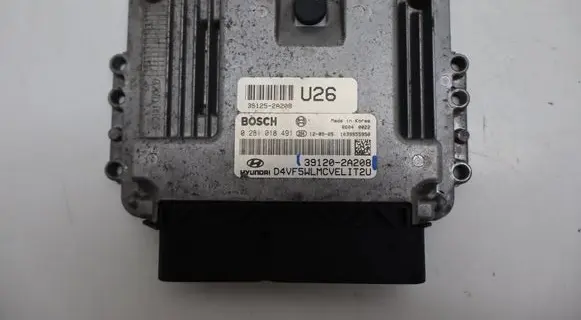 Hyundai i40 Engine control unit/module 391202A208