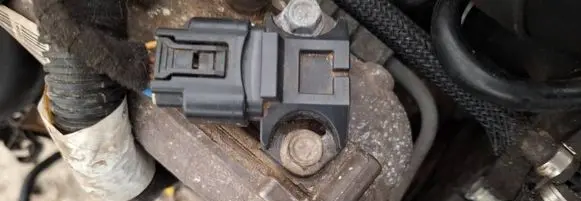Opel Astra J Air pressure sensor 8973811911