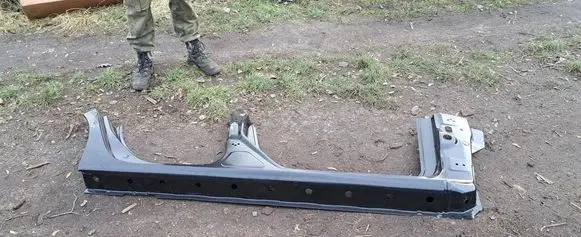 Mazda 3 II Sill 