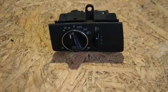 Mercedes-Benz E W211 Light switch 2115450904 03020517 24056025