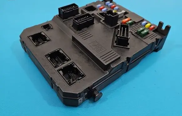 Citroen Xsara Picasso Central body control module 9653667580 IMPRK1578388