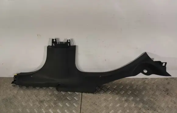 Jeep Compass (B) pillar trim (bottom)