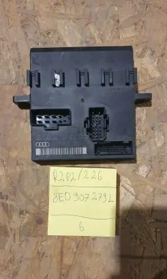 Audi A4 S4 B7 8E 8H Light module LCM 8E0907279L