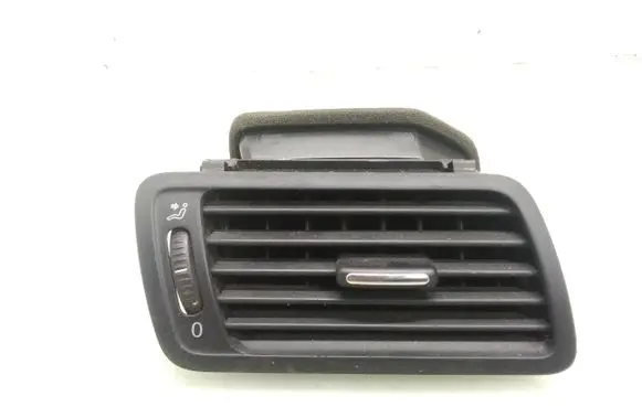 Volkswagen PASSAT B6 Dashboard side air vent grill/cover trim