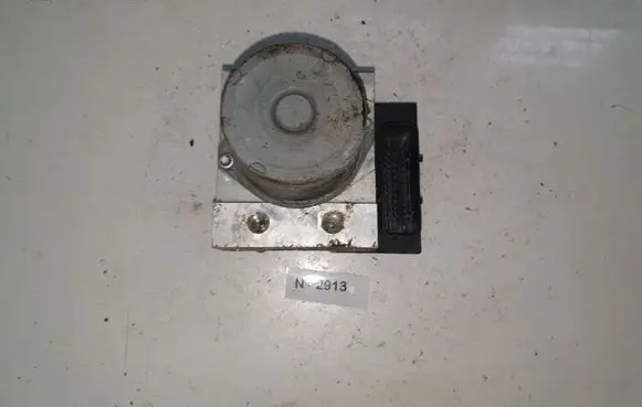 BMW 5 E60 E61 ABS Pump 6775730