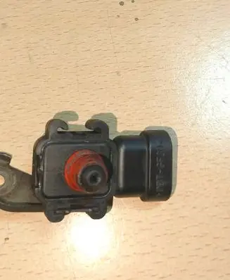 Opel Astra H Air pressure sensor 16235939 2109 56V0UTGM