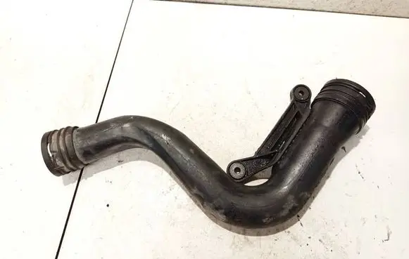 Volkswagen Golf V Intercooler hose/pipe 1K0145762P
