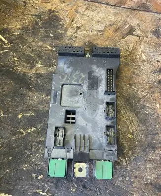 Mercedes-Benz Vito Viano W638 Fuse box set 0005400650 08501002