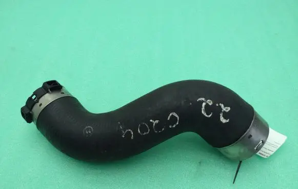 Mercedes-Benz C W204 Intercooler hose/pipe A2045286682