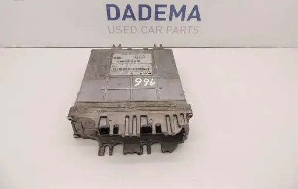 Volvo S40, V40 Engine control unit/module P30613695 0281001906 D166