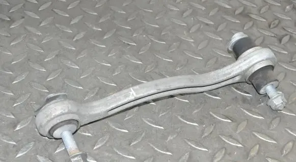 Mercedes-Benz C W205 Rear upper control arm/wishbone A20402