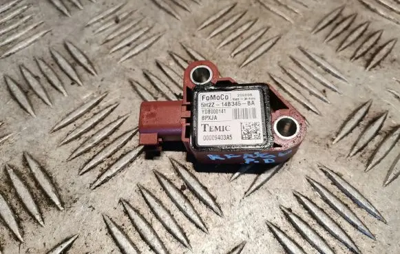 Land Rover Range Rover Sport L320 Airbag deployment crash/impact sensor YDB000141