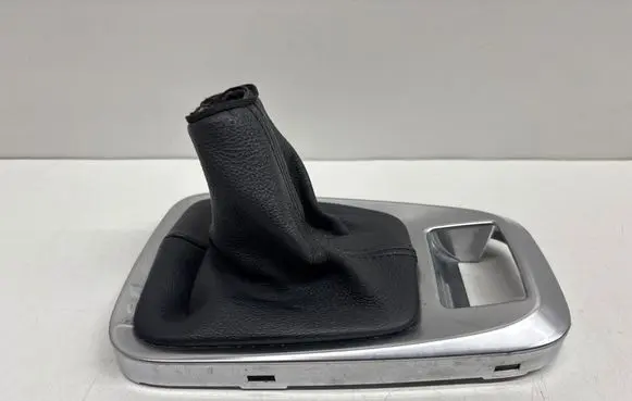 Peugeot 3008 I Gear shifter surround trim plastic 9685474977
