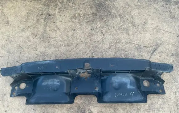 Hyundai Santa Fe Radiator trim 8641026910