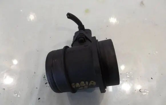 Skoda Fabia Mk2 (5J) Mass air flow meter 0281002531