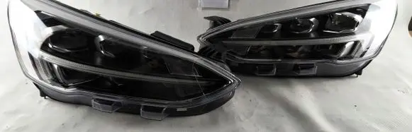 Ford Focus Headlights/headlamps set 