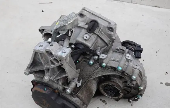 Volkswagen New Beetle Manual 5 speed gearbox JEJ