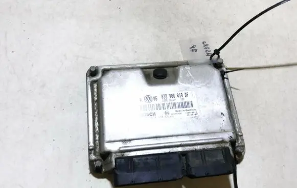 Volkswagen Golf IV Engine control unit/module 0281010497 038906019df