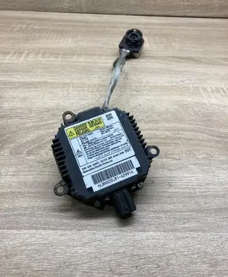 Nissan X-Trail T30 Headlight ballast module Xenon D2RD2S2000HR