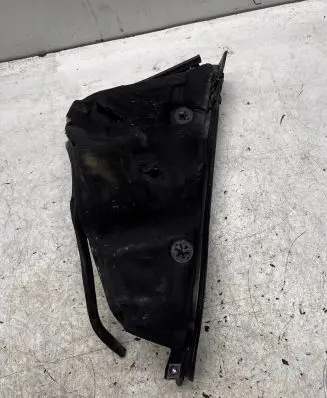 Audi Q7 4L Other engine bay part 4L0819511