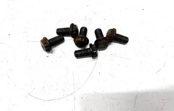 Hyundai i30 Nuts/bolts 