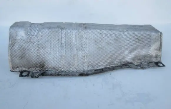 Volvo S60 Heat shield in engine bay 