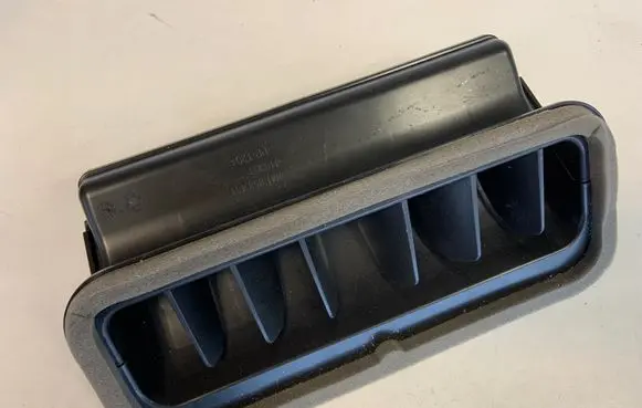 Audi Q7 4M Cabin air duct channel 4M1858431