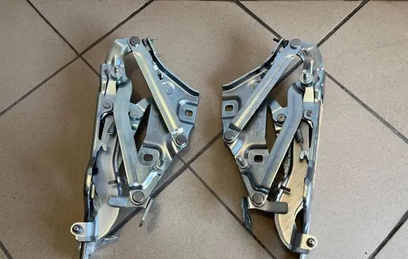 Volkswagen Arteon Engine bonnet/hood hinges 3G8823302D 3G8823301D