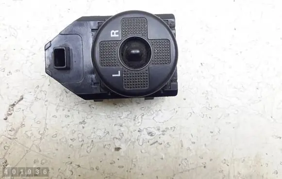 KIA Sportage Wing mirror switch