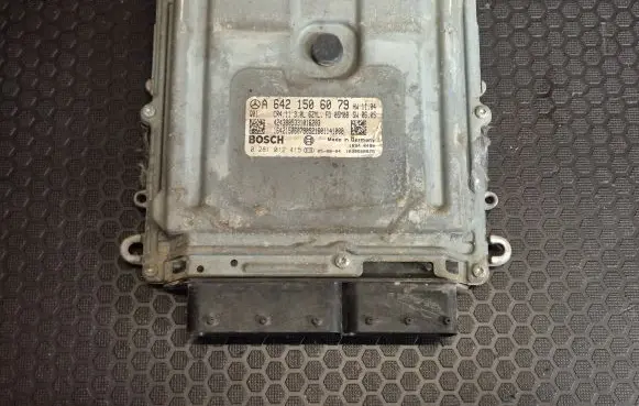 Mercedes-Benz ML W164 Engine control unit/module A6421506079 0281012415