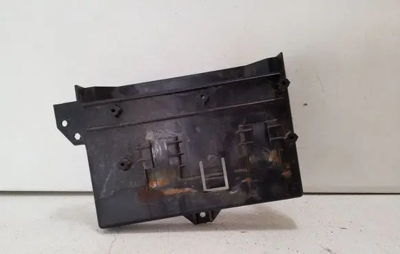Chevrolet Captiva Engine control unit holder 95169837