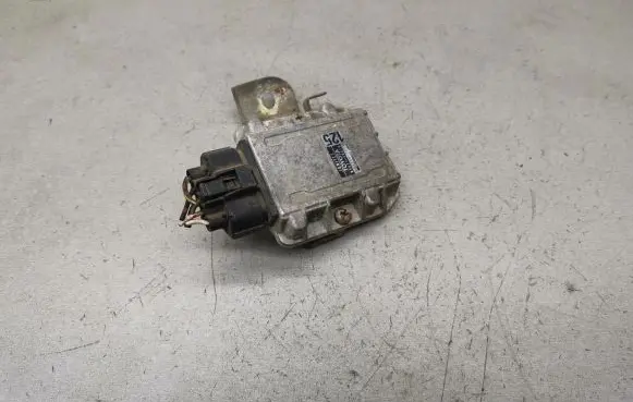 Toyota 4 Runner N180 Ignition amplifier control unit 8962130010 1313001250