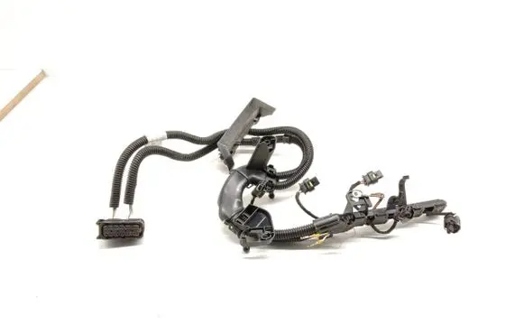 BMW 2 F45 Fuel injector wires 8634244